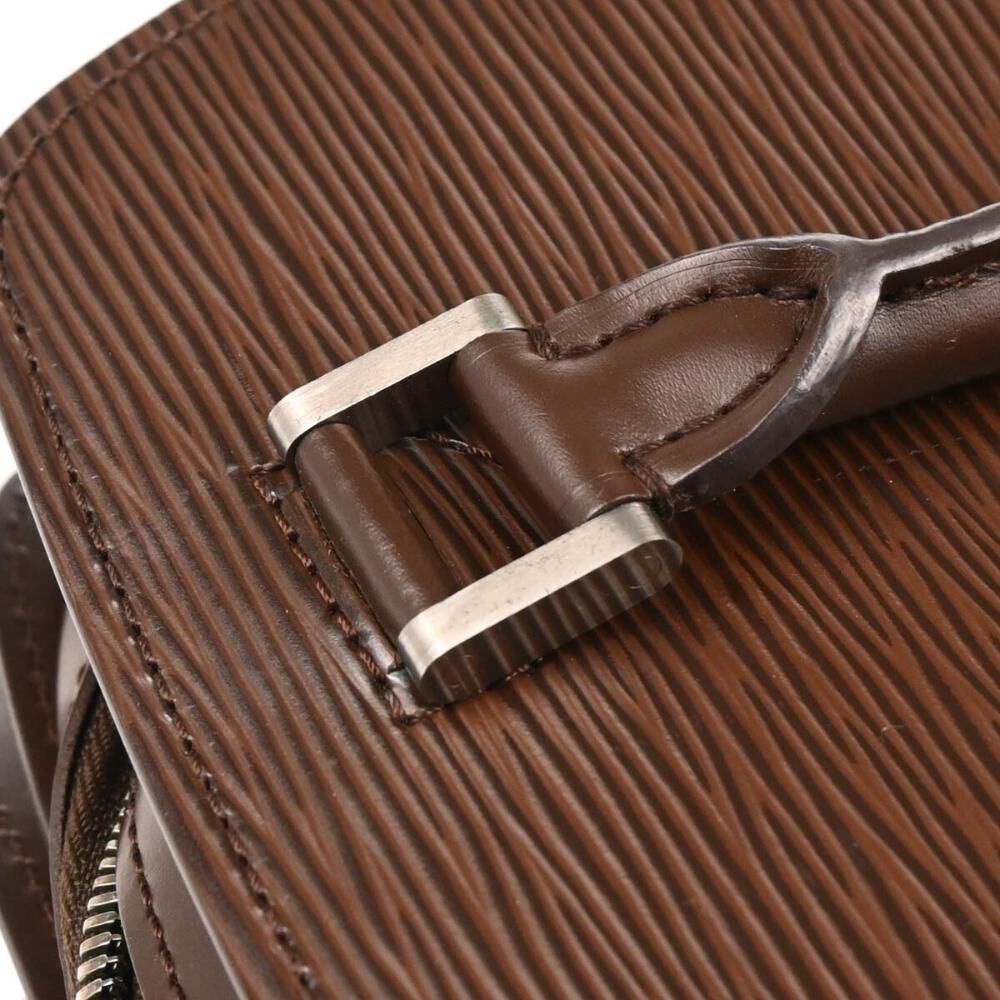 Louis Vuitton Pont Neuf