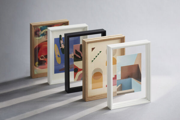 Standing Frame A5 White