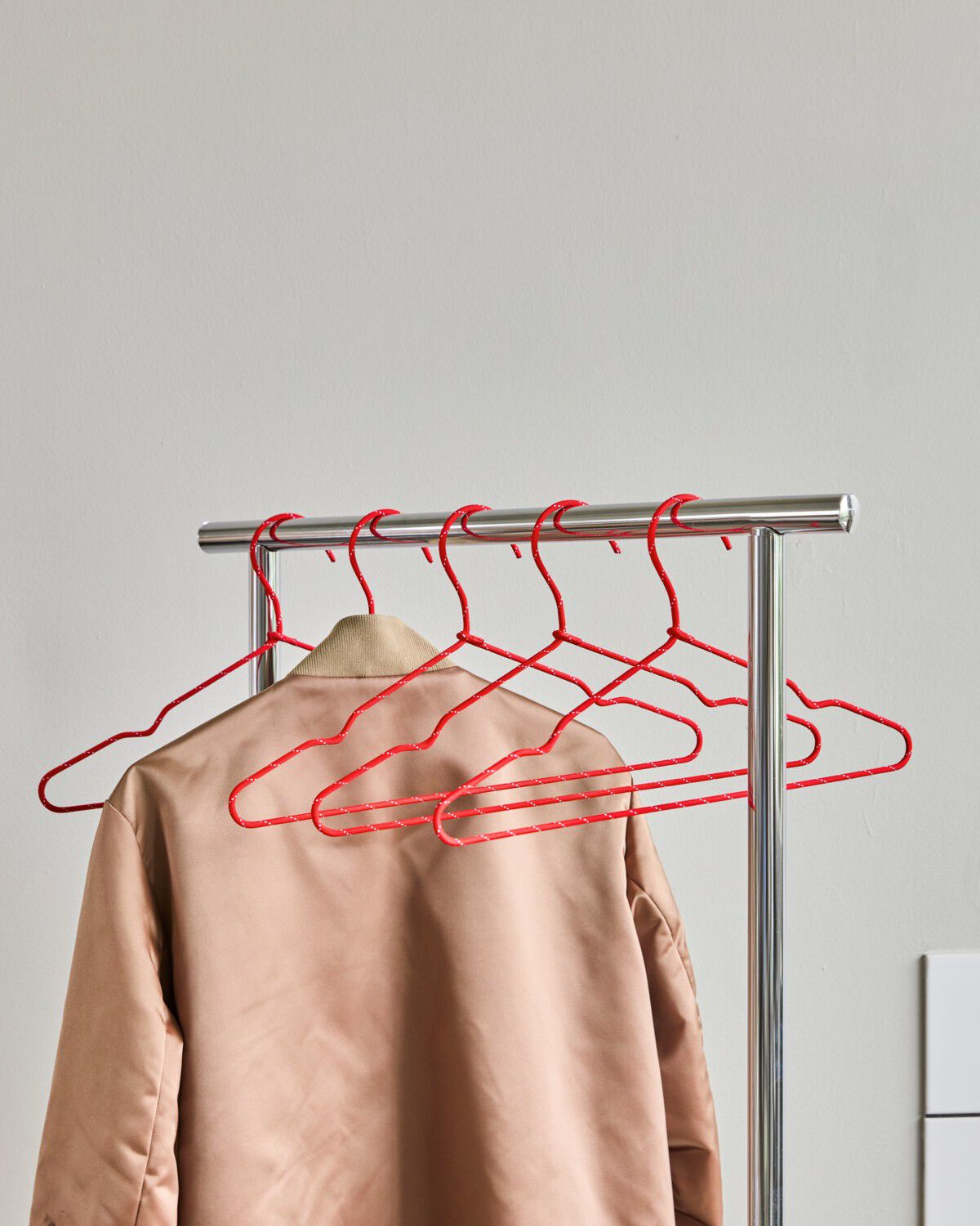 Galge, HDWire, R&ouml;d