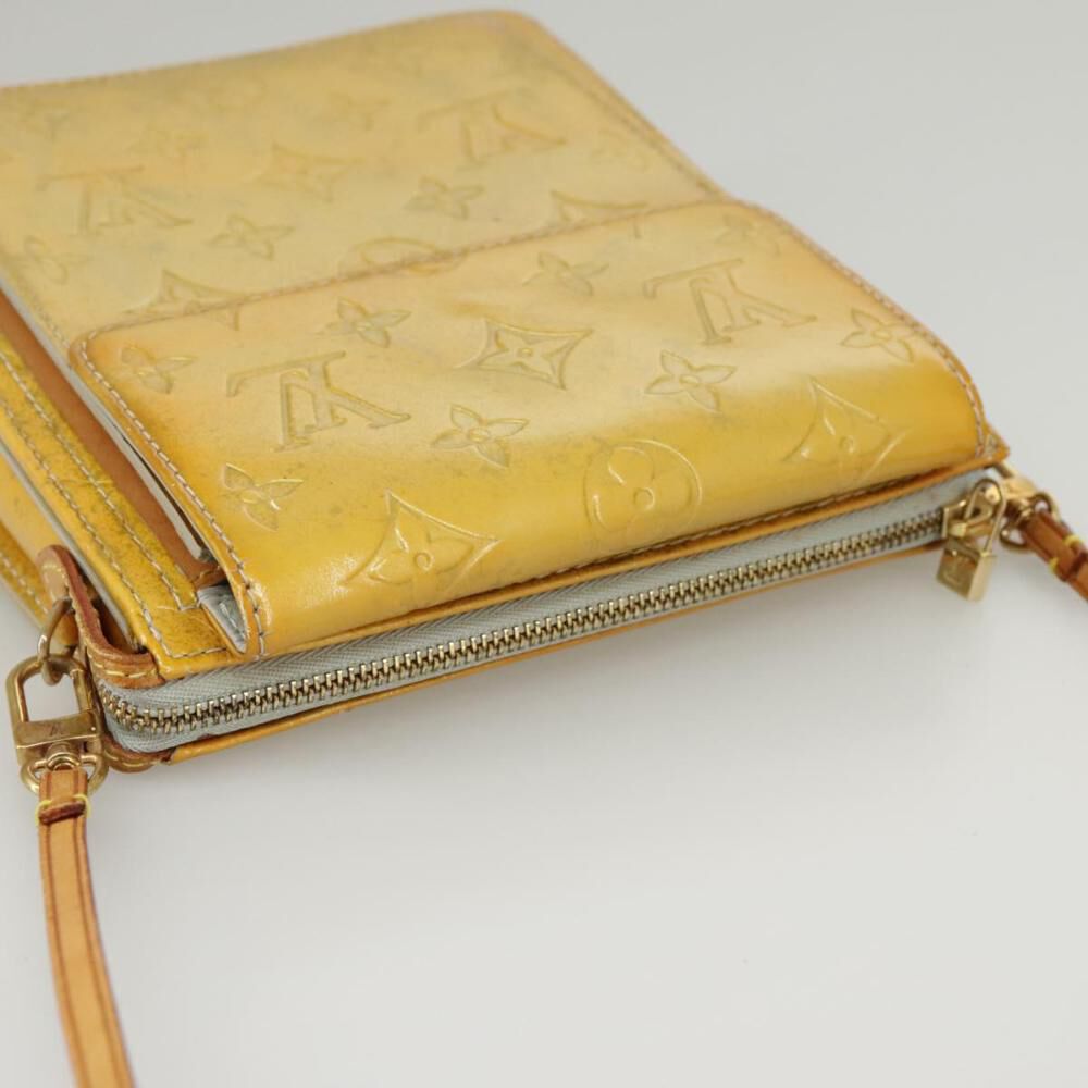 Louis Vuitton Shoulder Bags