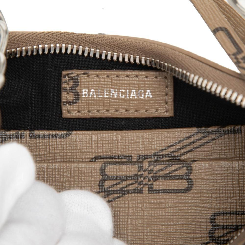 Balenciaga Le Cagole