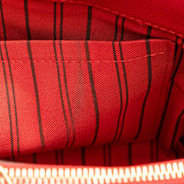 Louis Vuitton Montaigne