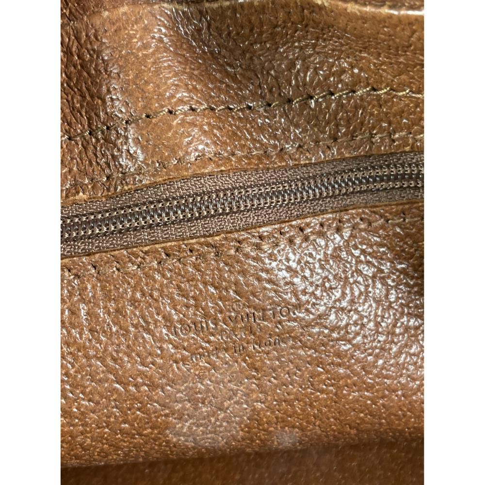 Louis Vuitton Shoulder Bags