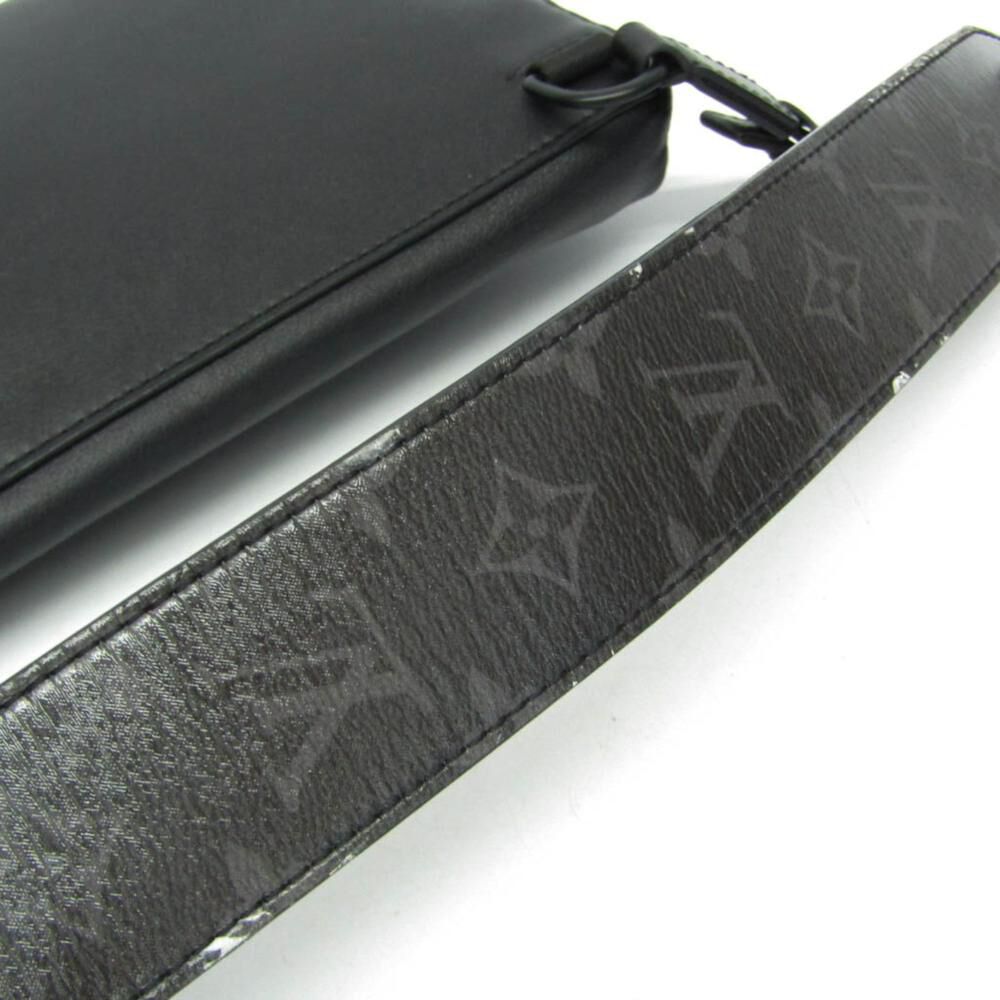 Louis Vuitton Messenger