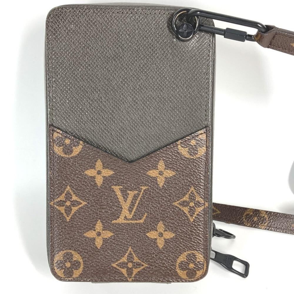 Louis Vuitton Shoulder Bags