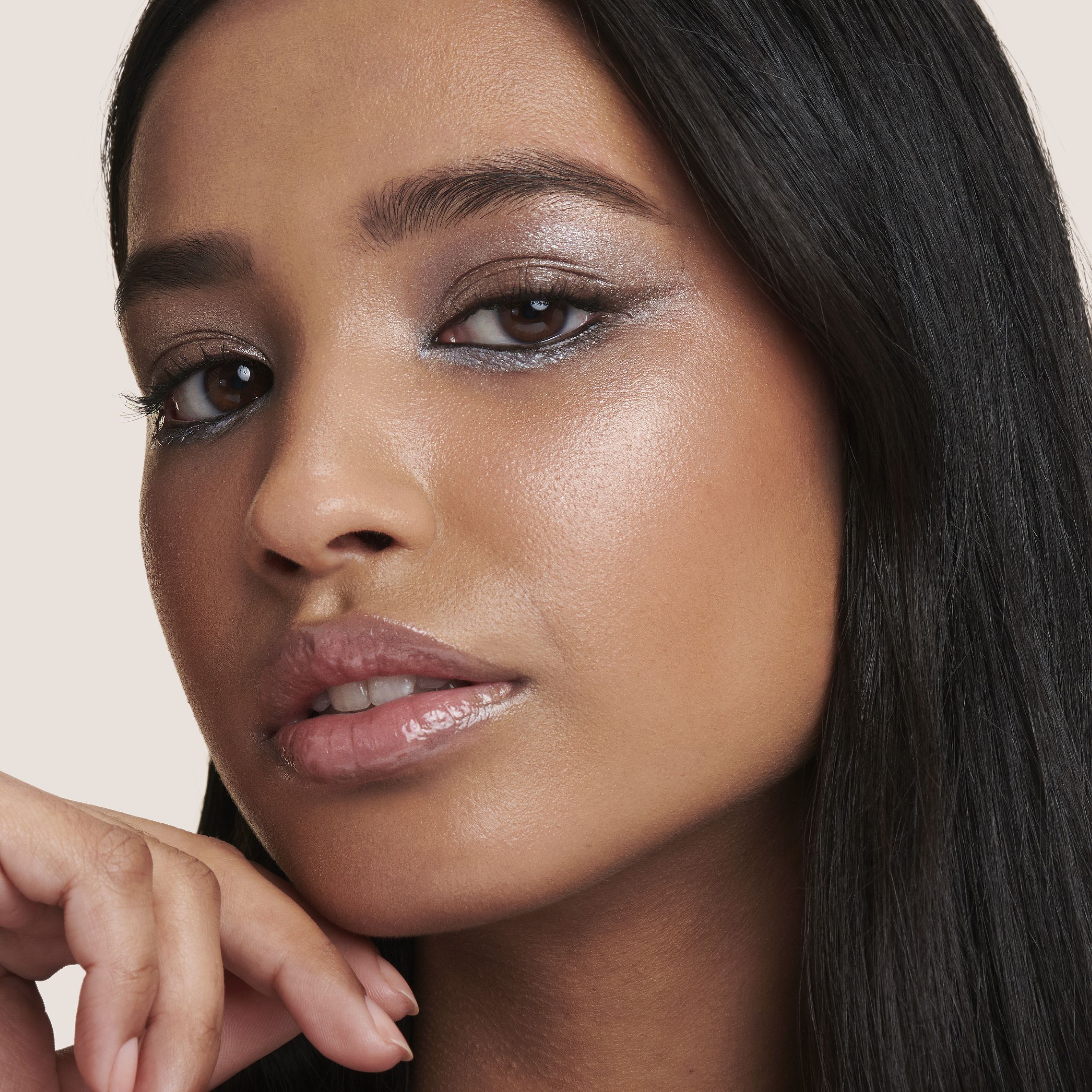 Eye Tint Liquid Eyeshadow