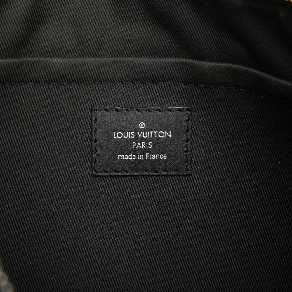 Louis Vuitton Clutch