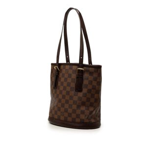 Louis Vuitton Marais
