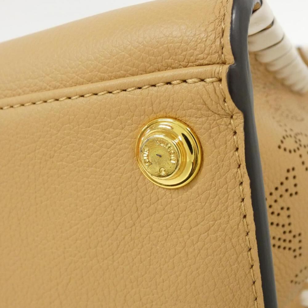 Louis Vuitton On My Side