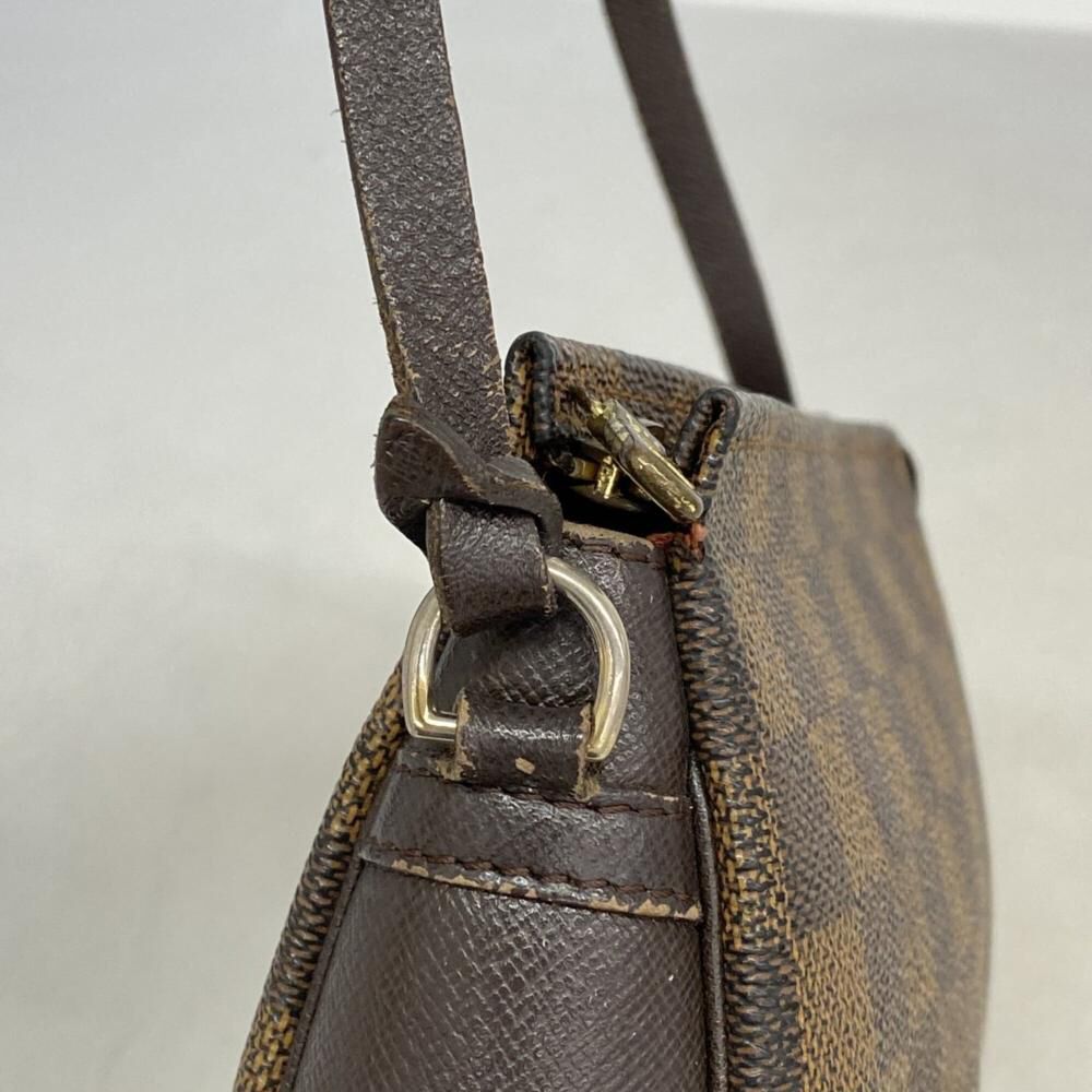 Louis Vuitton Trousse Makeup