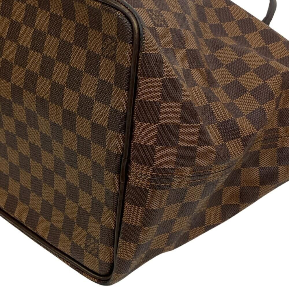 Louis Vuitton Greenwich