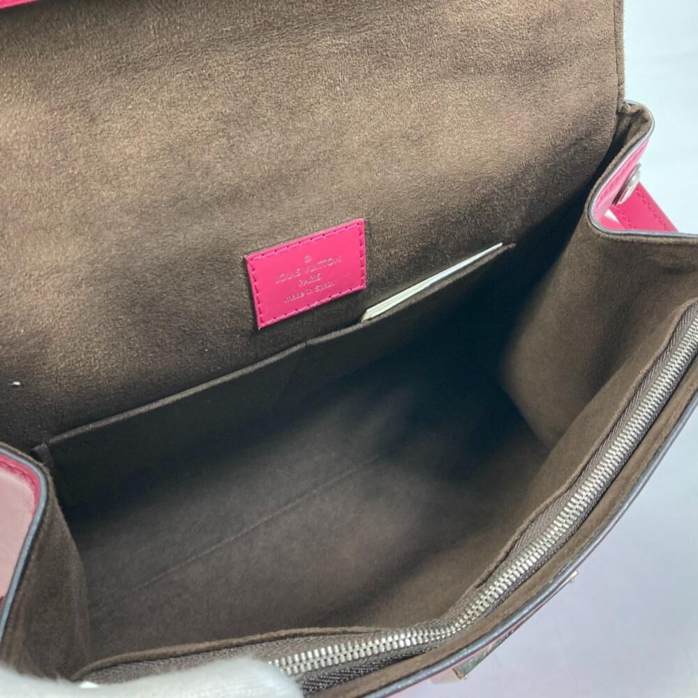 Louis Vuitton Cluny