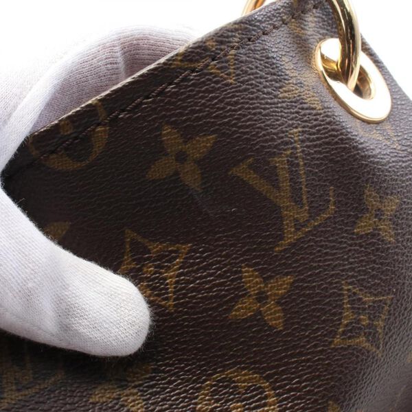 Louis Vuitton Artsy