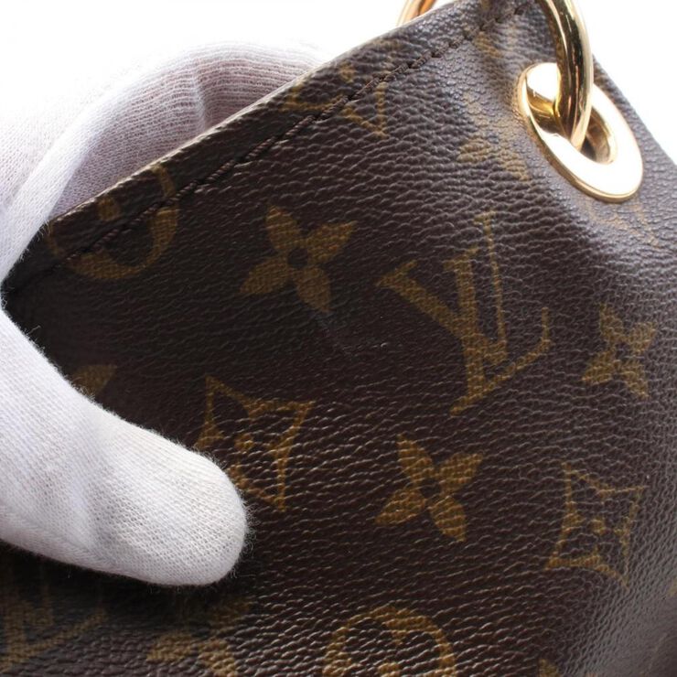 Louis Vuitton Artsy