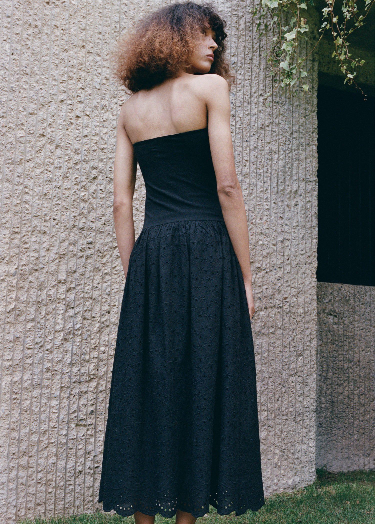 Strapless dress with broderie angla
