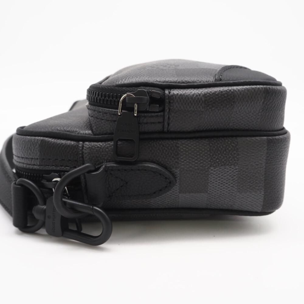 Louis Vuitton Shoulder Bags