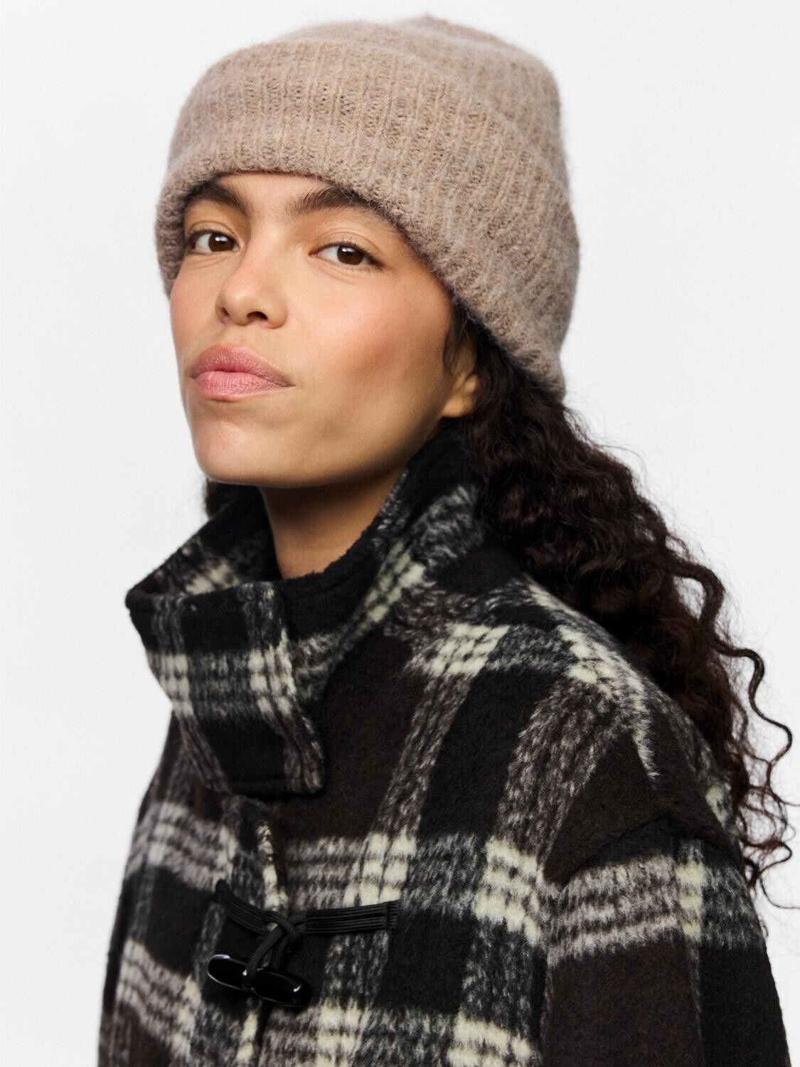 PCBERA WOOL HOOD NOOS
