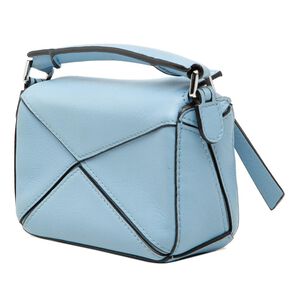 Loewe Puzzle
