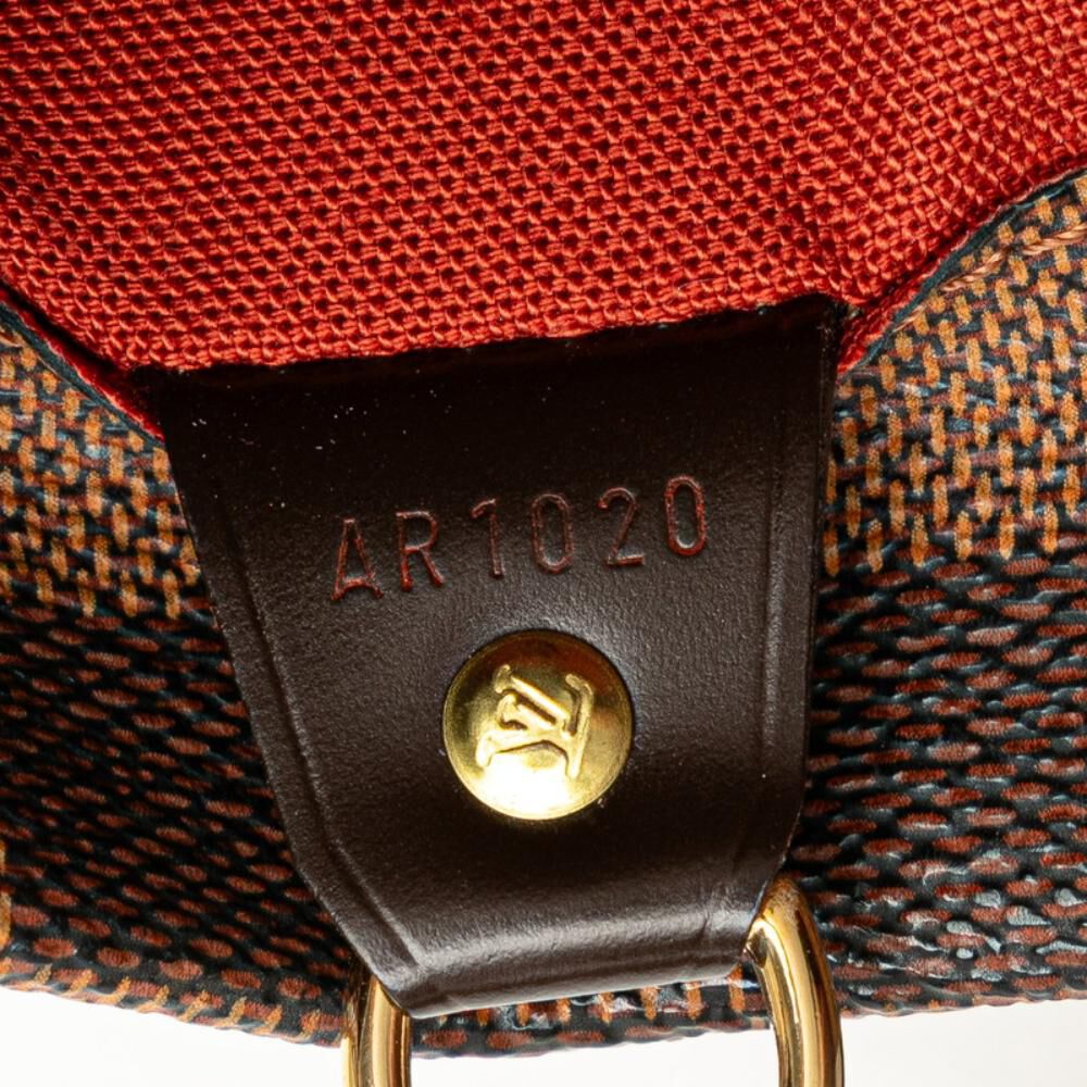 Louis Vuitton Clifton