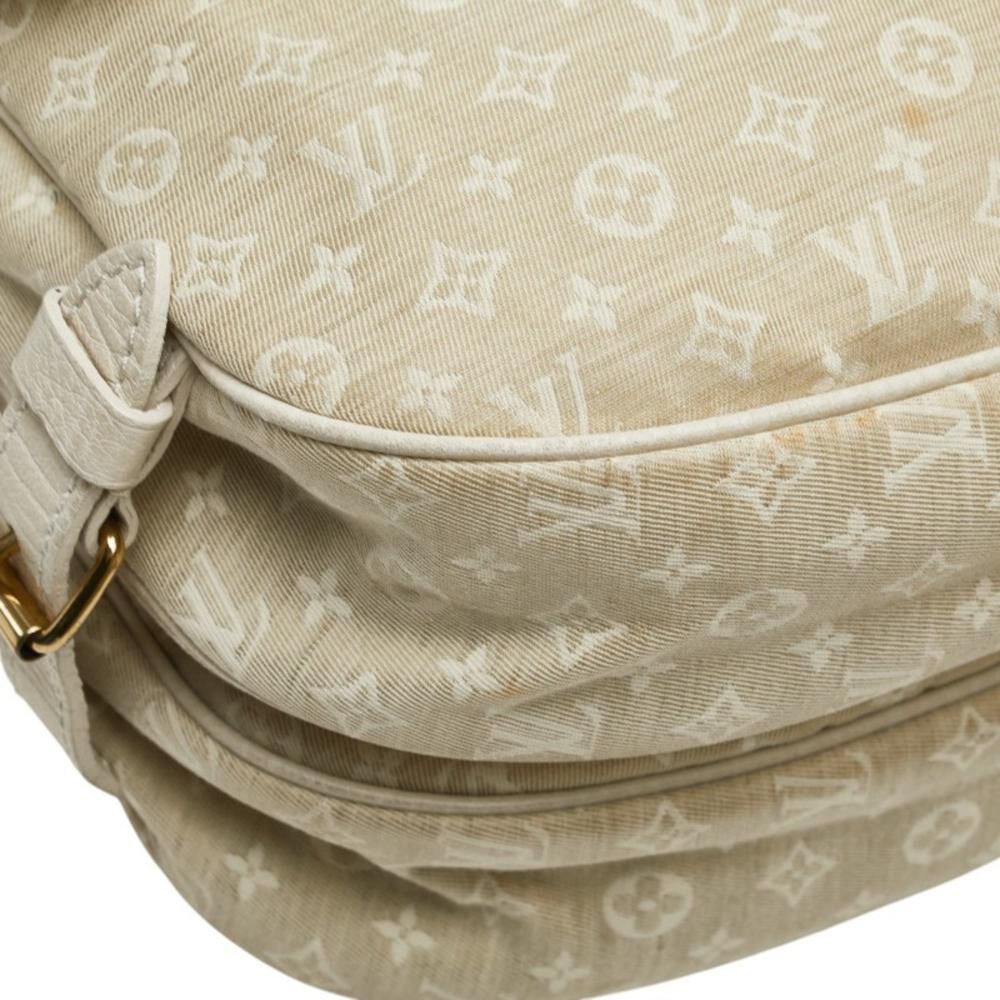 Louis Vuitton Saumur