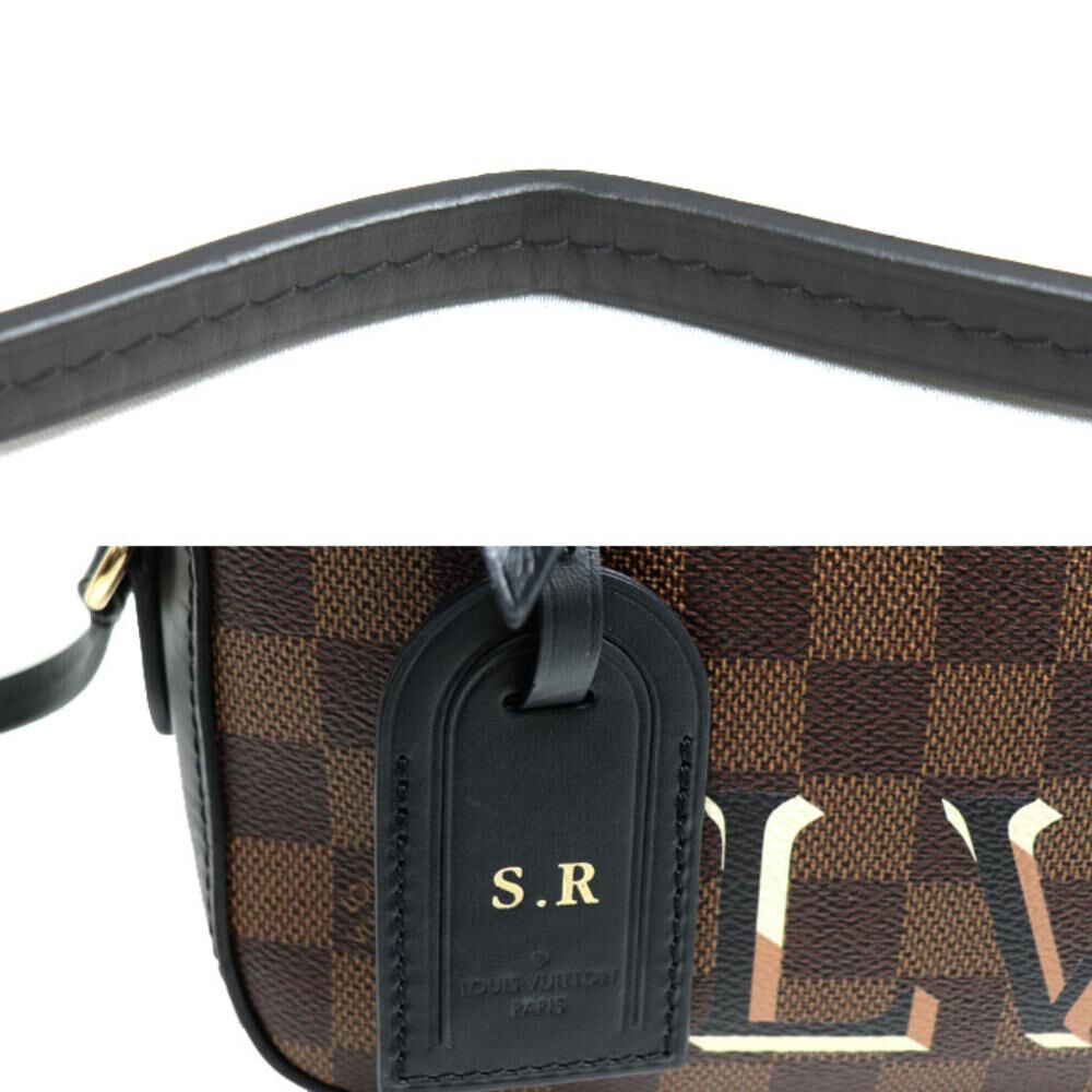 Louis Vuitton Shoulder Bags