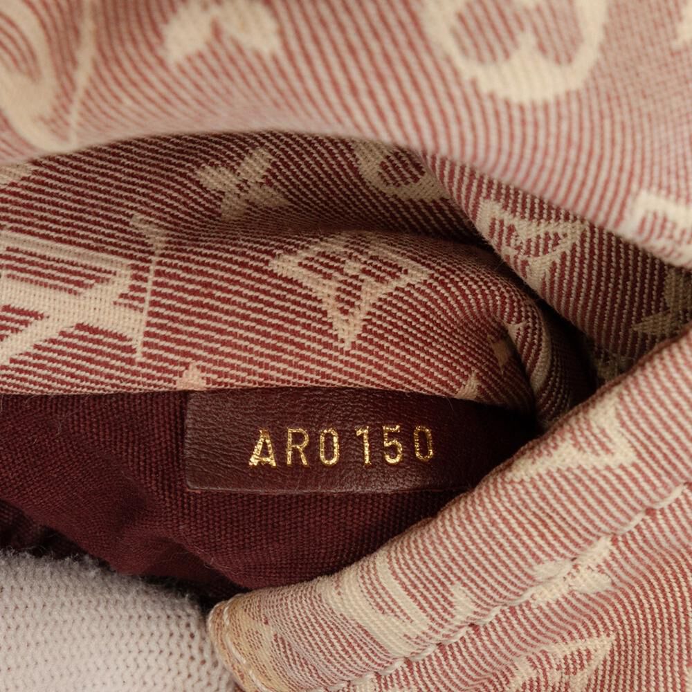 Louis Vuitton Romance