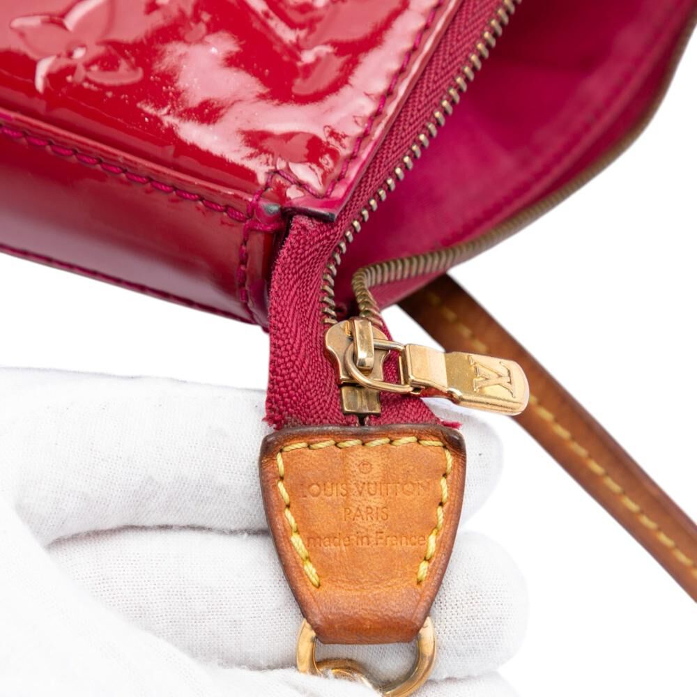 Louis Vuitton Pochette Accessoires