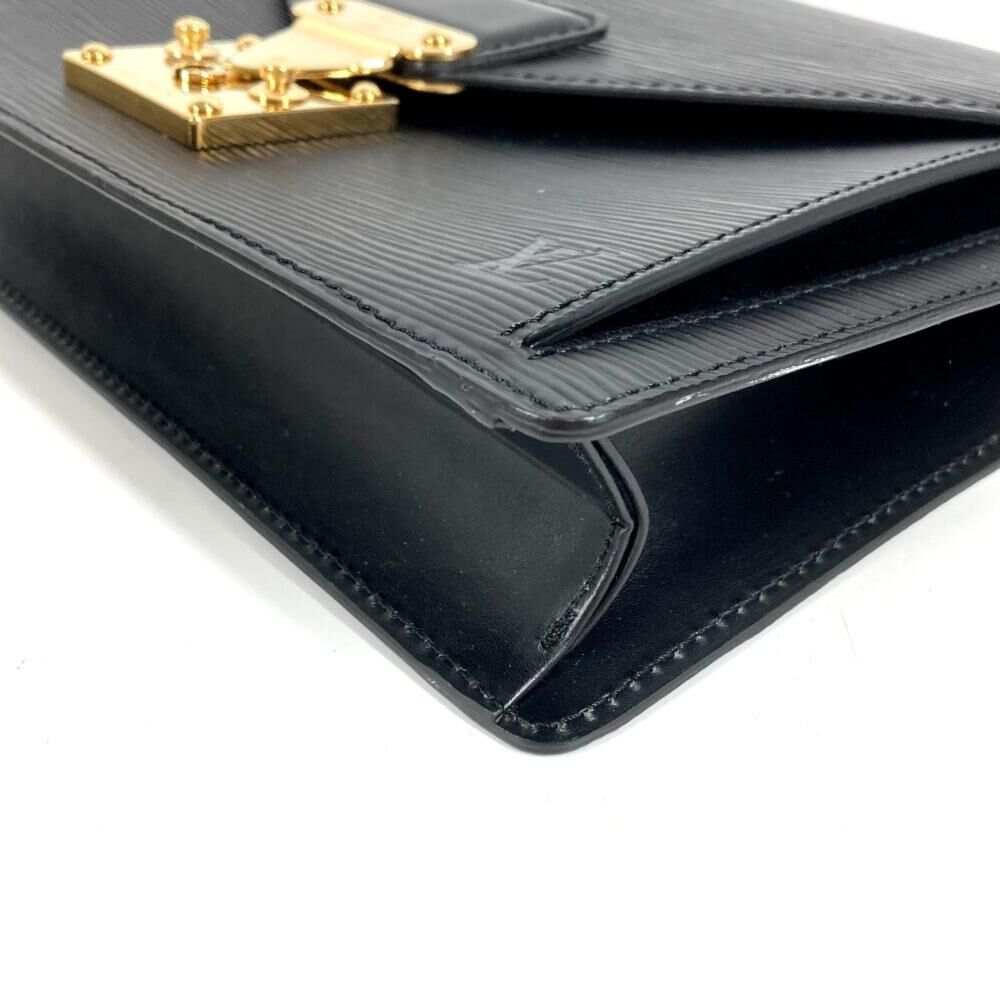 Louis Vuitton Clutch