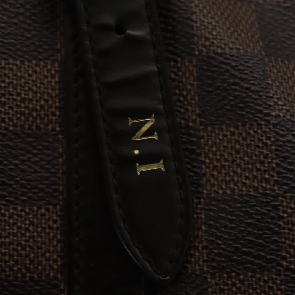 Louis Vuitton Marais