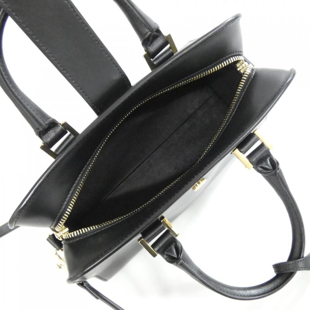 Yves Saint Laurent Handbag