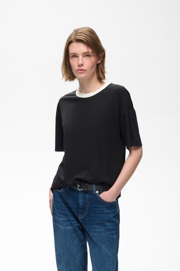 LuxaiIW Tshirt