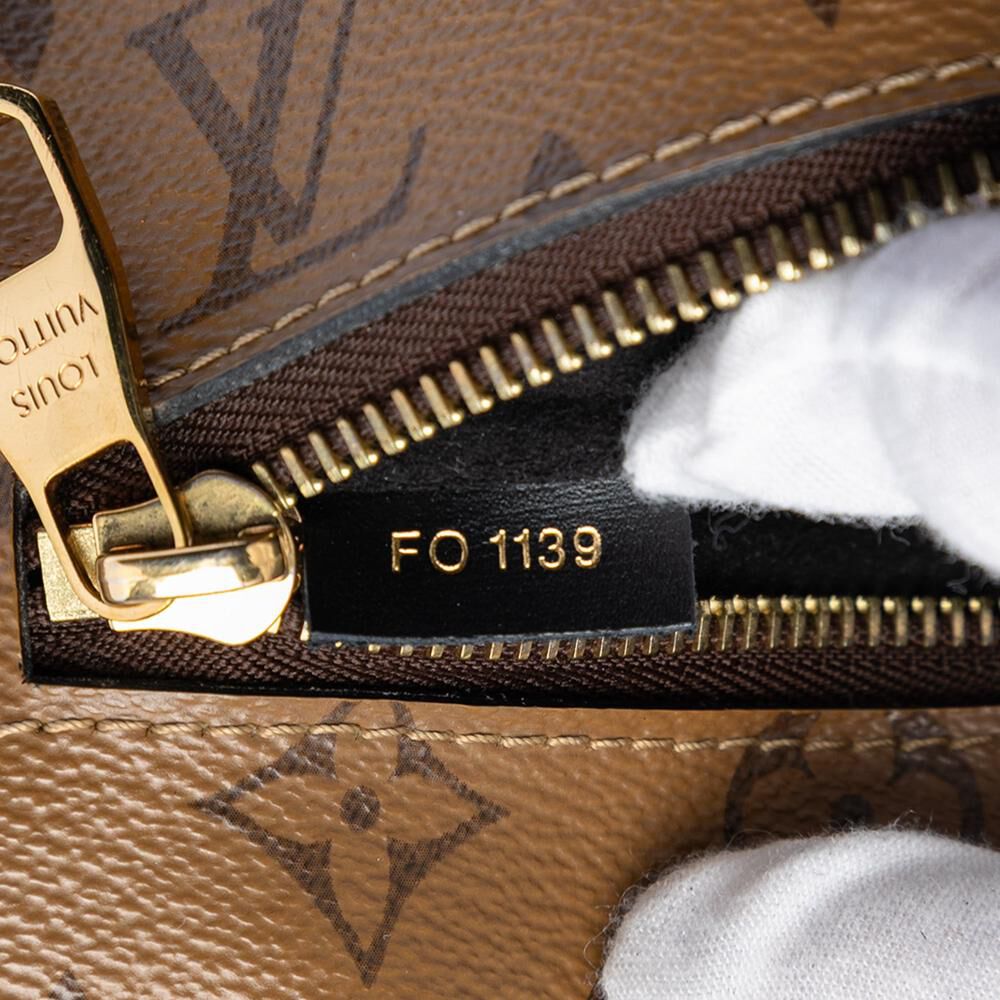 Louis Vuitton Pochette M&eacute;tis