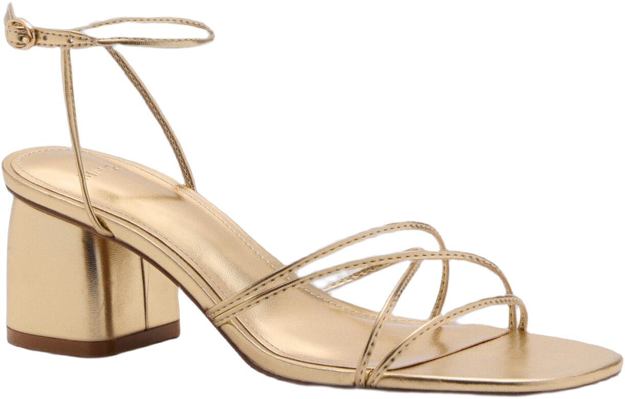 Heeled sandal with crossed straps