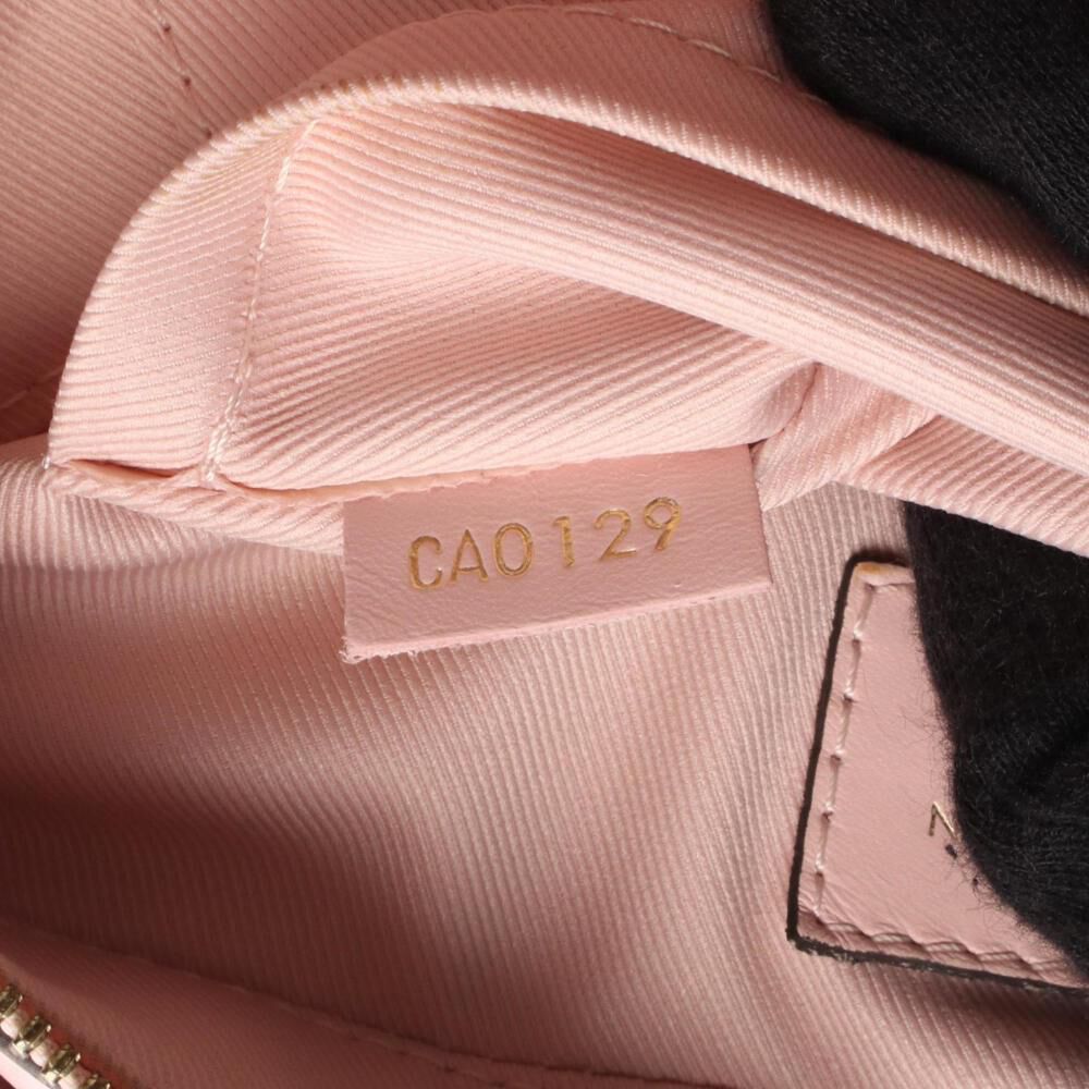 Louis Vuitton Shoulder Bags