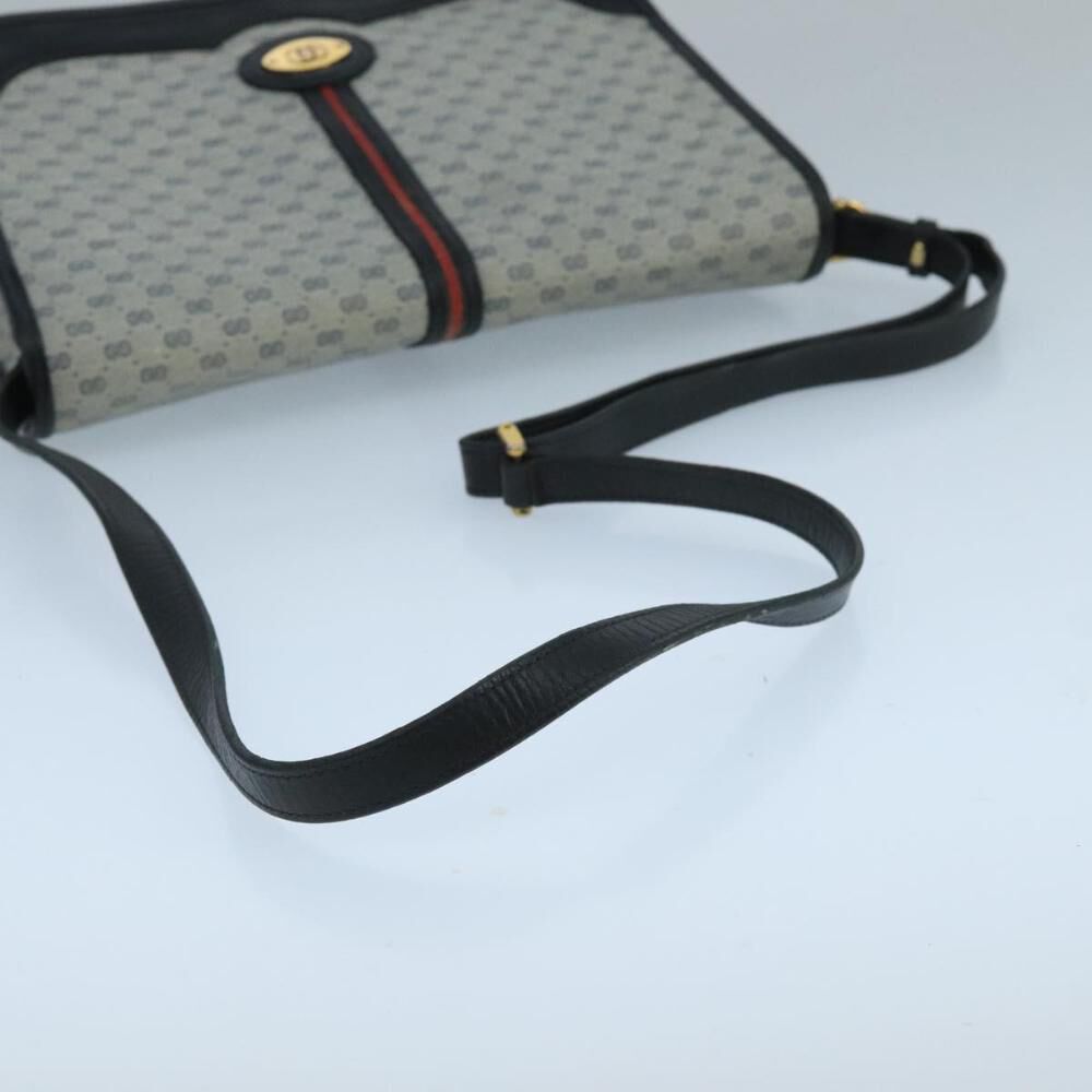 Gucci Shoulder Bag