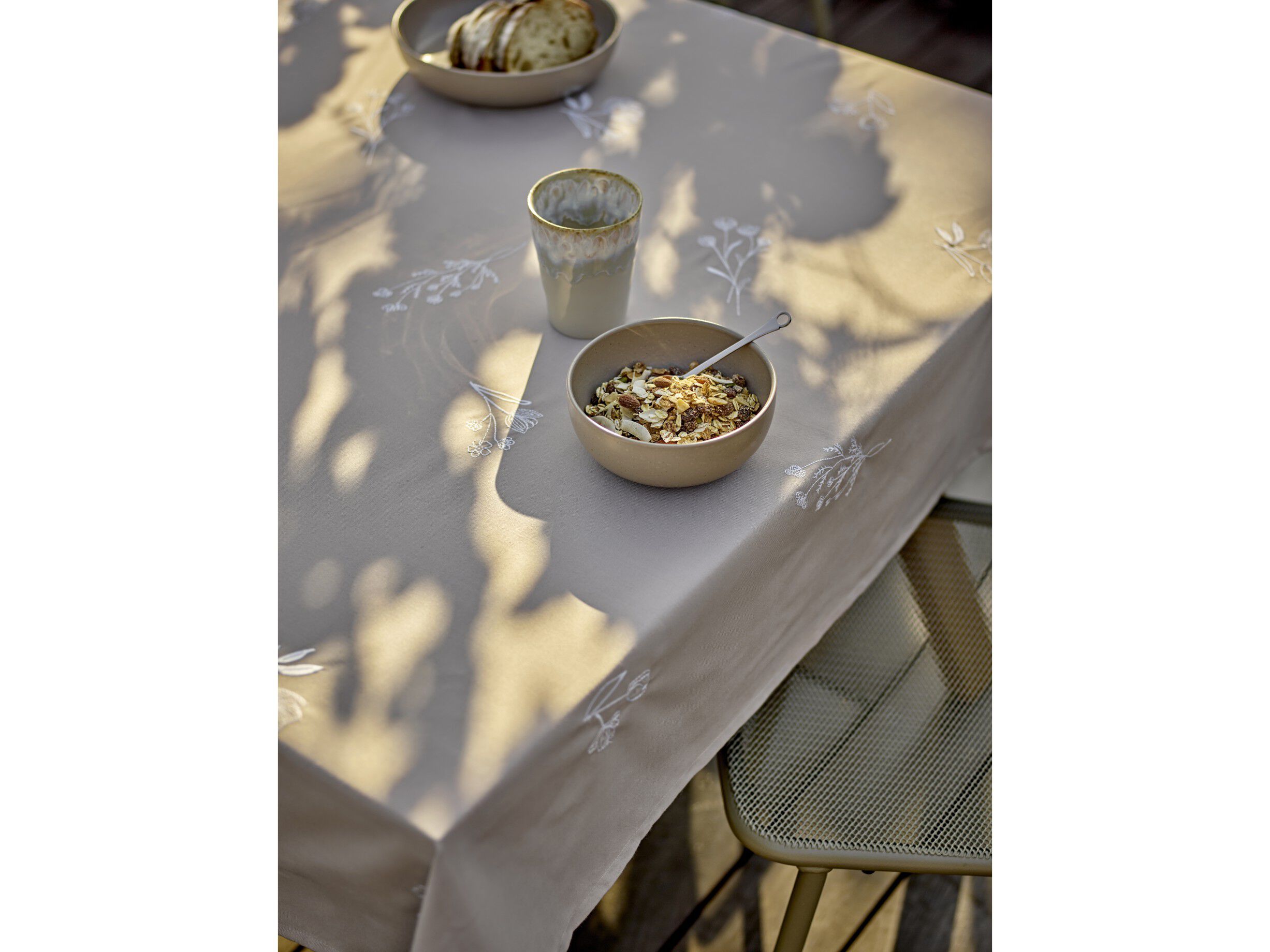 Duk 140 x 220 cm Charm White 100% spun polyester