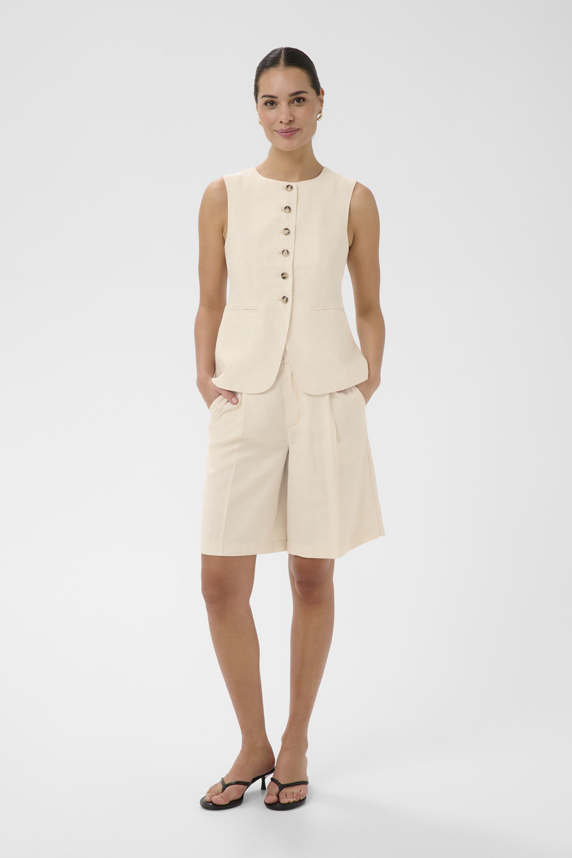 KAannetta HW Shorts