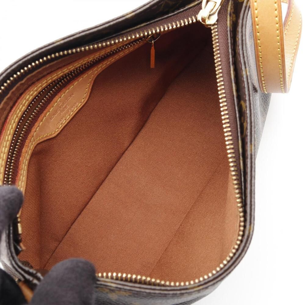 Louis Vuitton Shoulder Bags