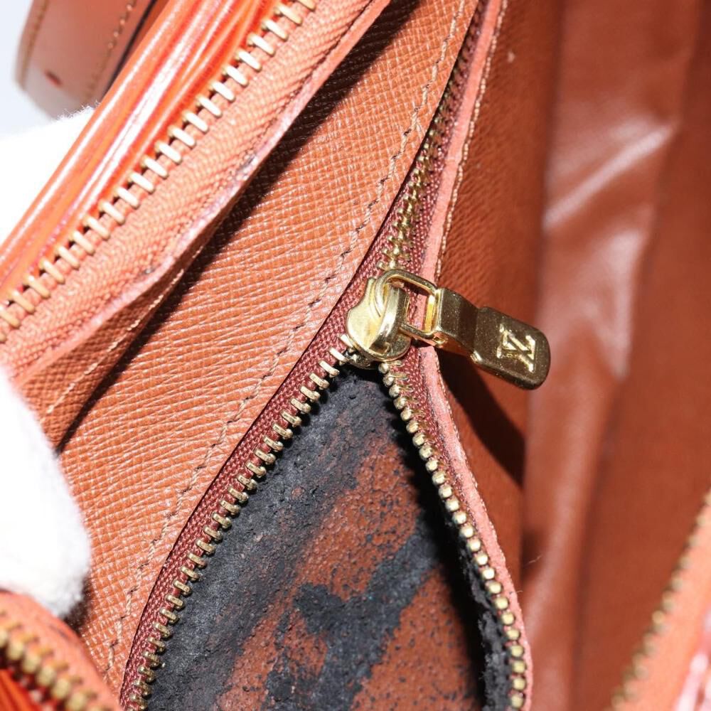 Louis Vuitton Jeune Fille