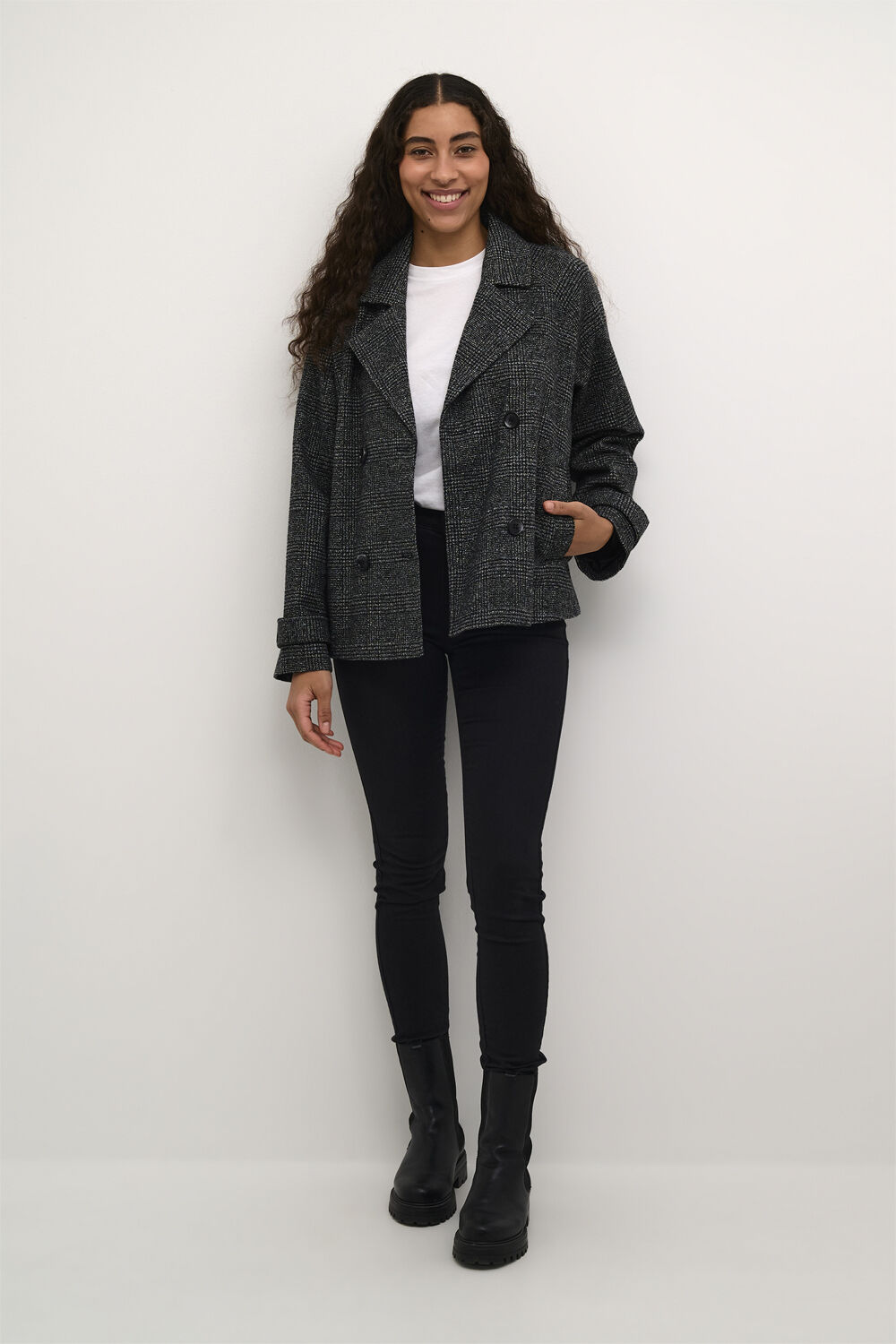 KAfabiola Short Jacket