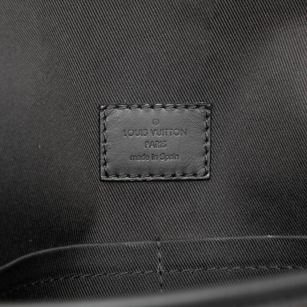 Louis Vuitton Messenger