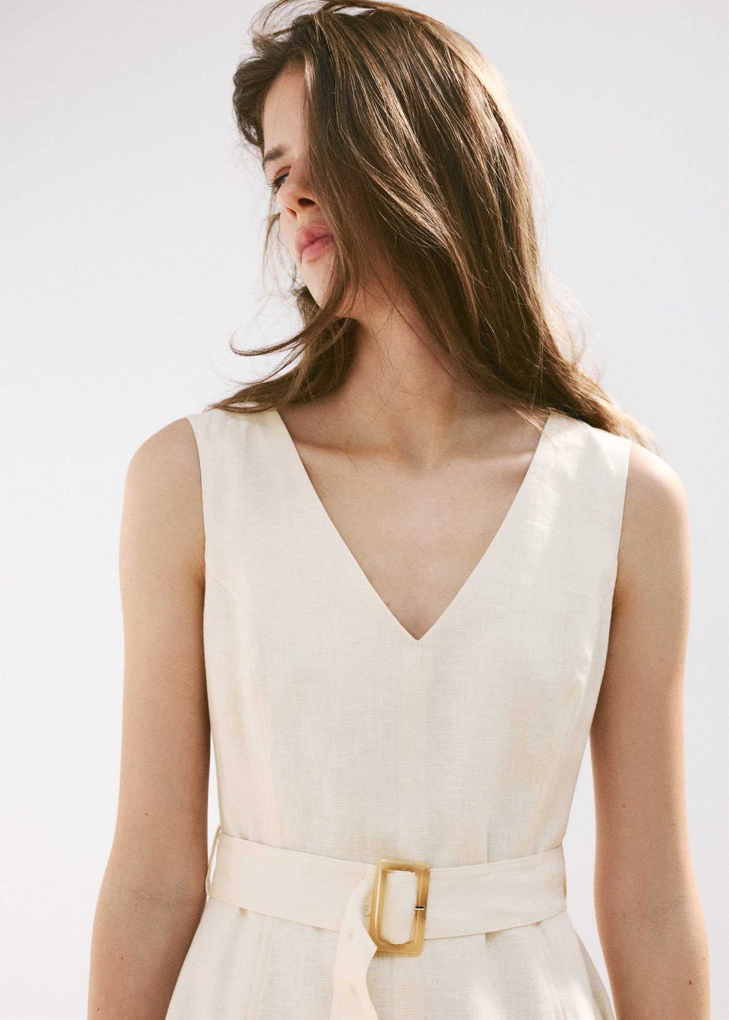 Linen midi-dress with belt