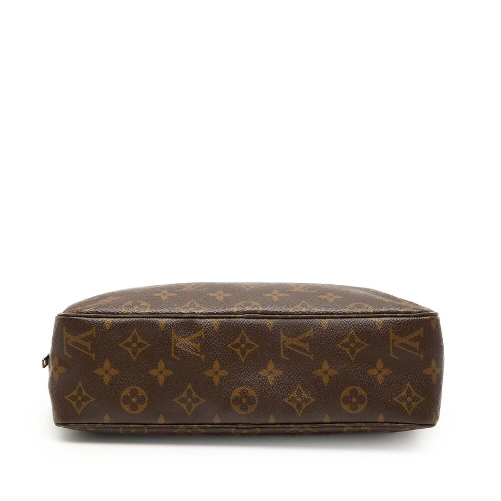 Louis Vuitton Trousse Toilette