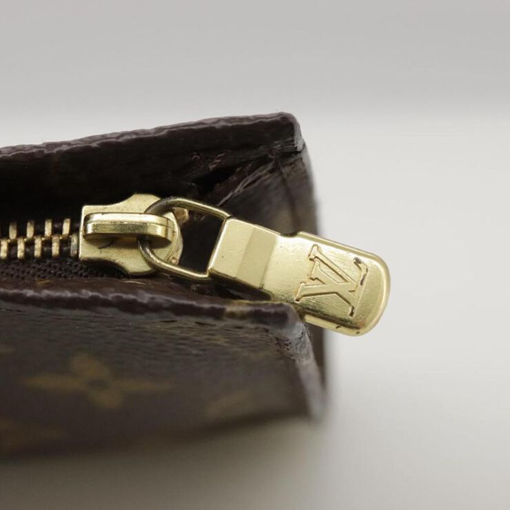 Louis Vuitton Pouch