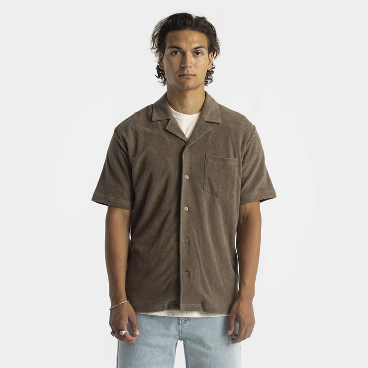 Short-sleeved cuban collar shirt in teddy fabric