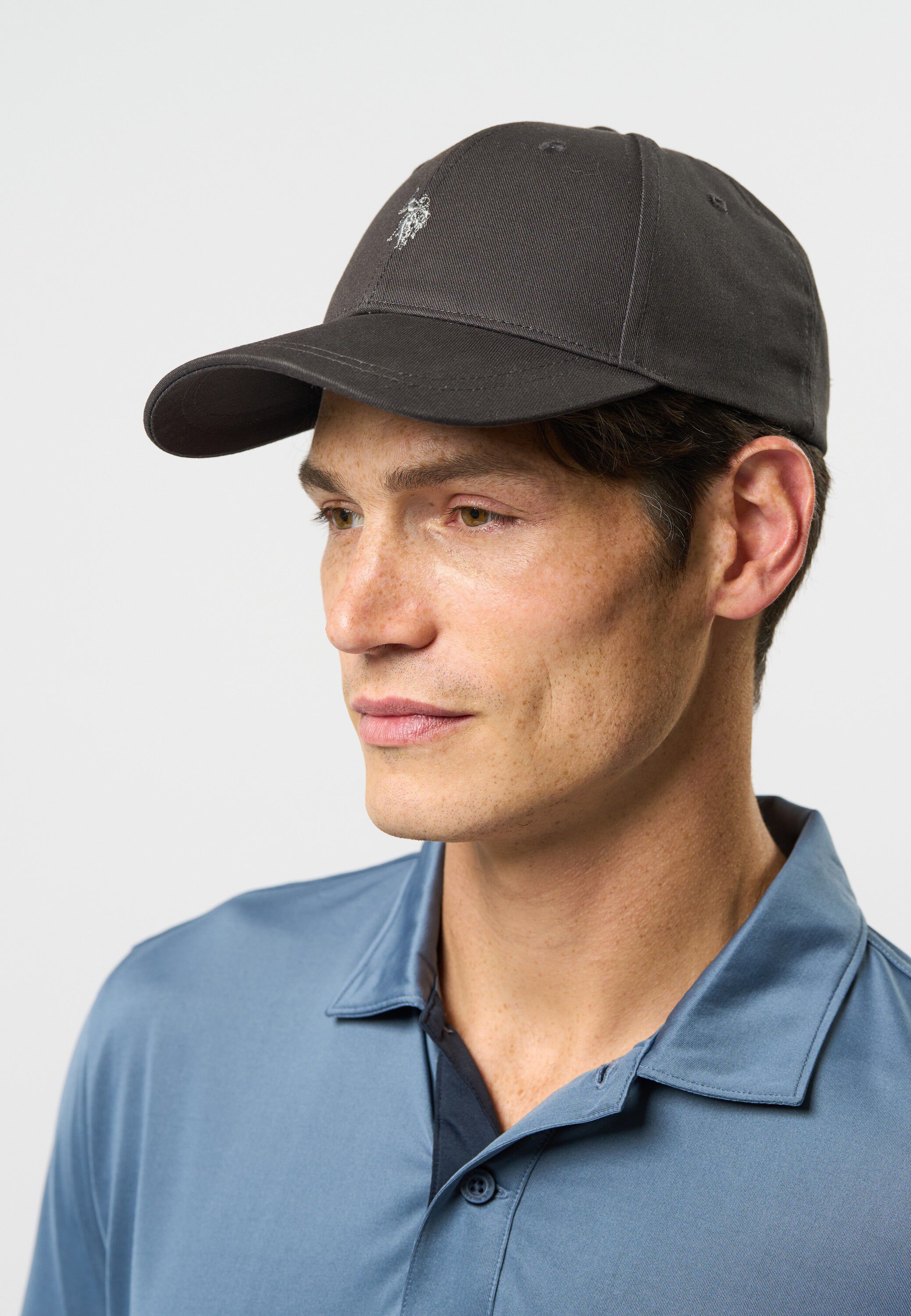 MIKA REG USPA UNI ACC