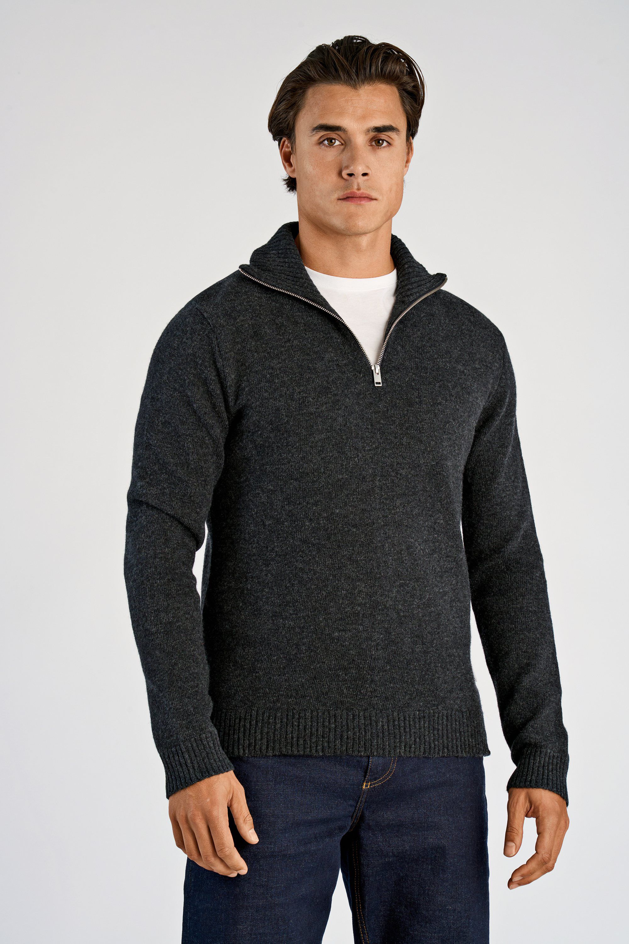 Lambswool half zip knit