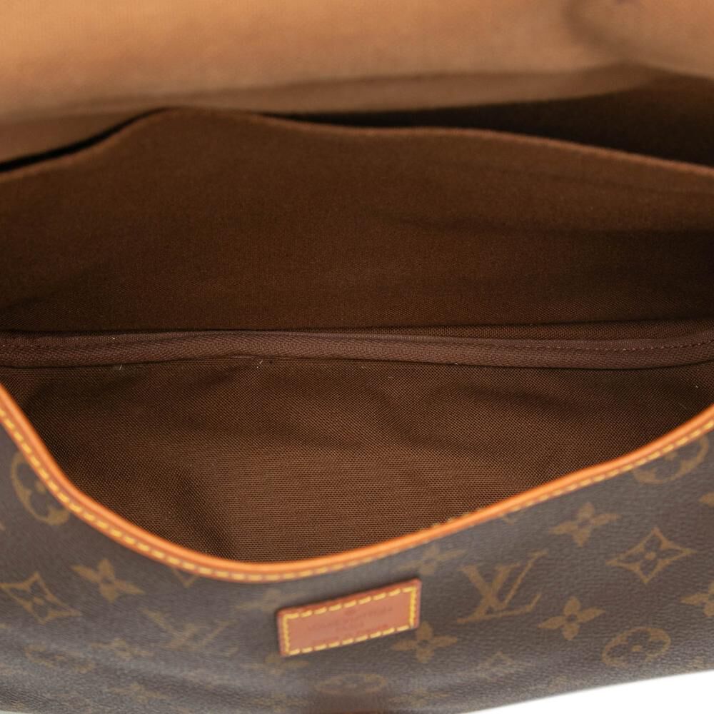 Louis Vuitton Saumur