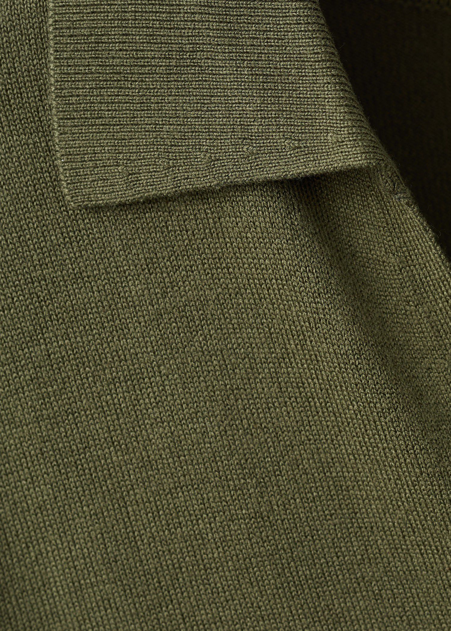 Fine-knit polo shirt