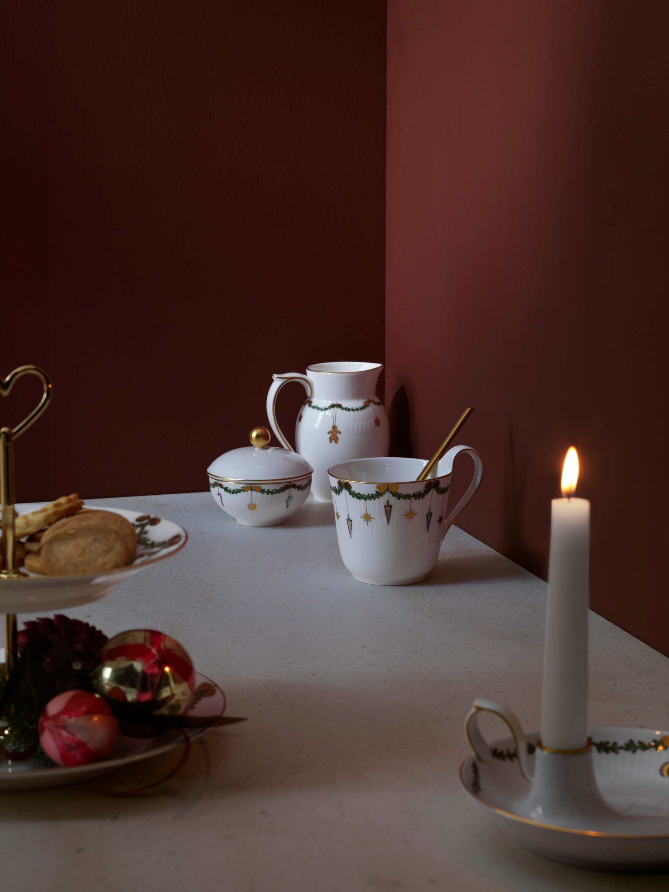 Star Fluted Christmas mj&ouml;lkkanna 39 cl